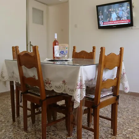 Holiday home Aidonia *